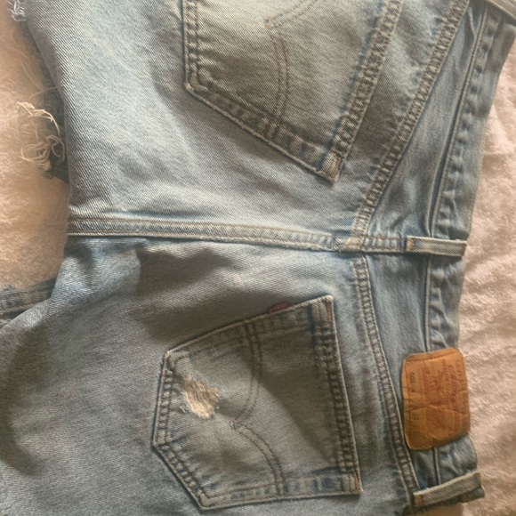Levi’s 501 denim shorts - Picture 3 of 10